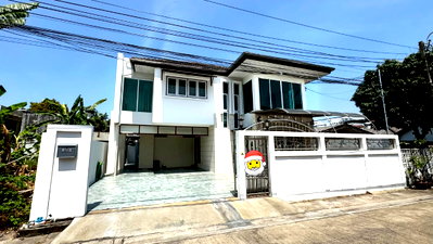 บ้านเดี่ยวให้เช่า : 🏡✨ ขายและปล่อยให้เช่า บ้านเดี่ยว 2 ชั้น หมู่บ้านเคหะนคร 3 ซอยพัฒนาการ 50 4 ห้องนอน 3 ห้องน้ำ บ้านสวย พร้อมอยู่รีโนเวทใหม่ทั้งหลัง