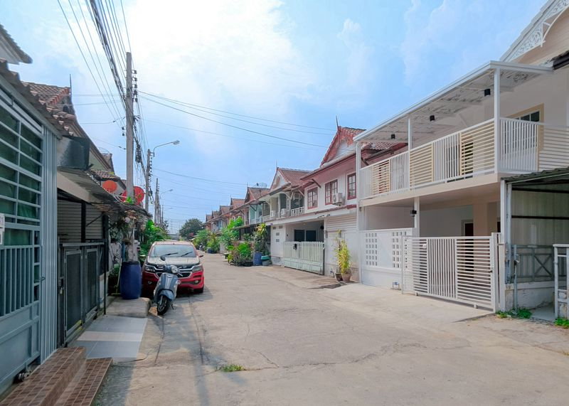 รูป ขายทาวน์เฮ้าส์ : หมู่บ้านพฤกษา 3 (วัดลาดปลาดุก-บางบัวทอง) เนื้อที่ 18 ตารางวา 3 ห้องนอน 1 ห้องอเนกประสงค์ 2 ห้องน้ำ ตกแต่งพร้อมอยู่ - รูปที่ 19/19