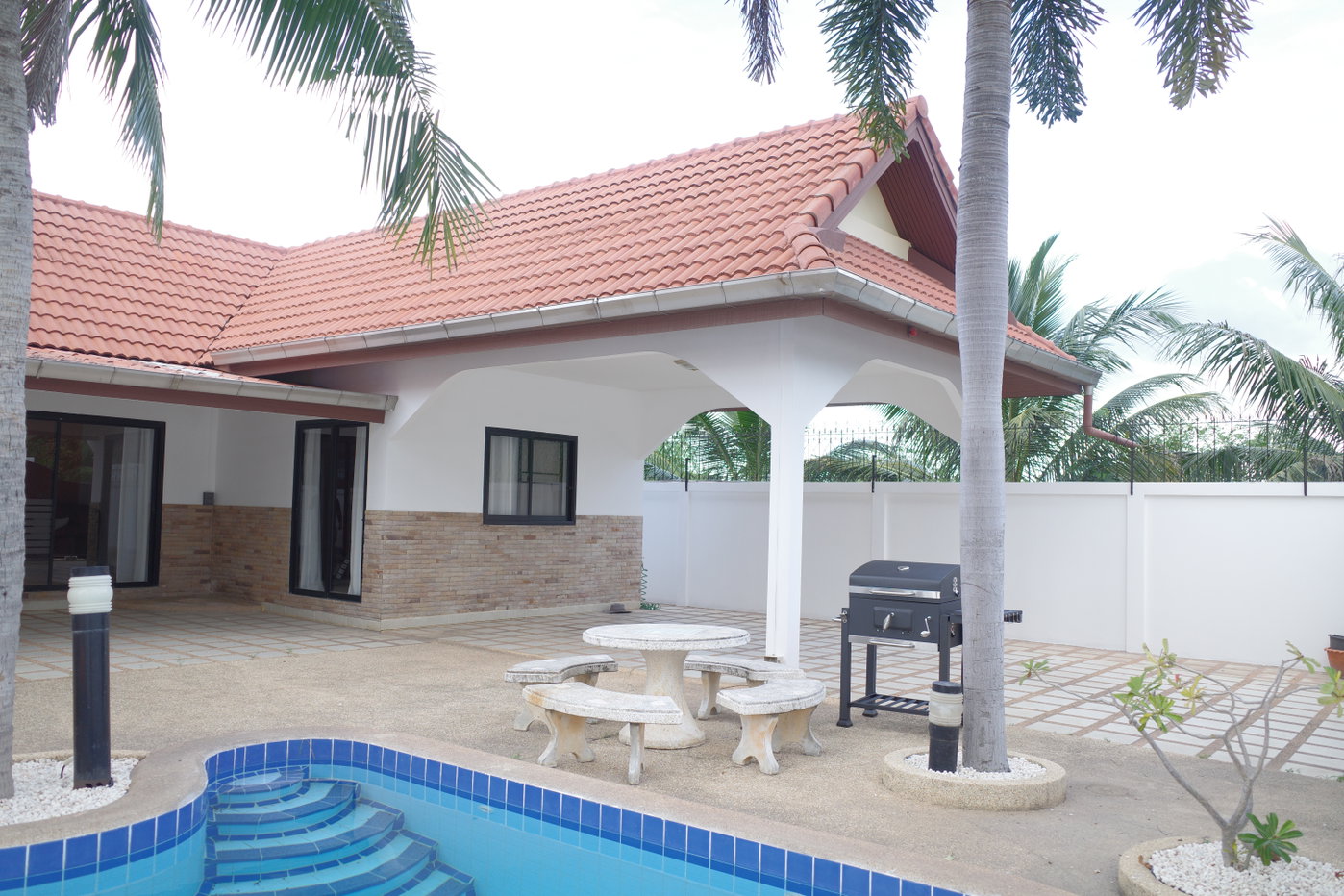 รูป 3 Bedroom Private Pool Villa for Rent in East Pattaya - รูปที่ 12/13