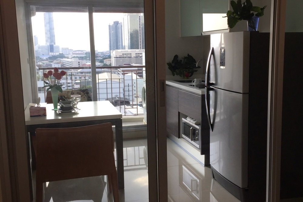 รูป 🔥 เช่าด่วน !! Centric Sathorn - St.Louis, 1 ห้องนอน, 1 ห้องน้ำ, ชั้นสูง 14++, ห้องหายาก !! 🔥 Code C20221200220, แต่งครบ, พร้อมเข้าอยู่ 📣📣 - รูปที่ 4/6