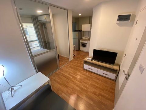 ☘️For Rent Lumpini Place Rama 4 - Ratchadaphisek 23sqm, 13,400thb/month Contact Line ID : 2424yusuke