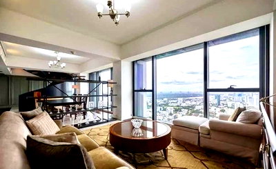 คอนโดให้เช่า : The Met Sathorn: ยูนิตพิเศษ 4 ห้องนอน พร้อมลิฟต์ส่วนตัวและที่จอดรถ 3 คัน