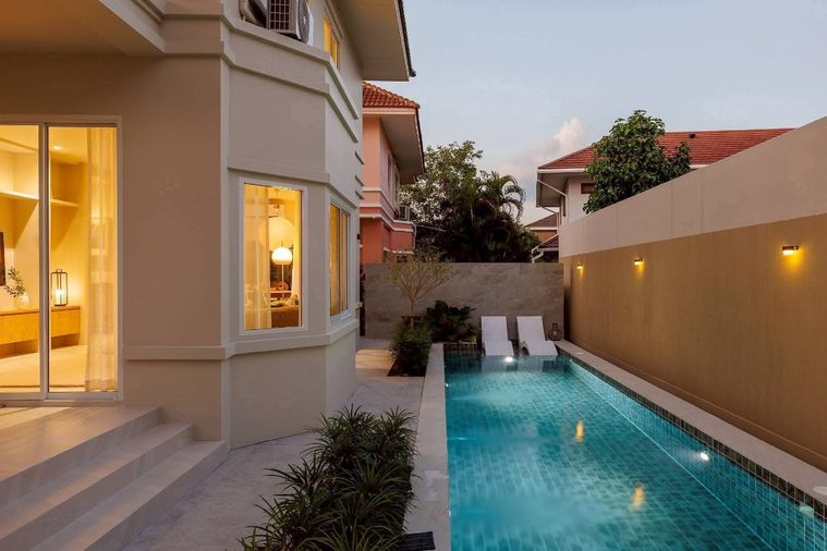 ปล่อยขายPoolVilla ทำเลทอง โครงการพิมุกต์ 4 ติดถนนวงแหวนรอบสอง พื้นที่ 270 ตร.ม. เหลือ 10.9ล้านบาทเท่านั้น