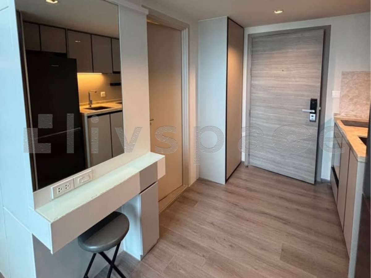 รูป ▚ LH158ツ ขาย: The Reserve Phahol Pradipat 1BR Loft 37ตรม. 5.5M🏙️✨ ห้องมุมสุดฮิต บิ้วอินเพิ่ม ขายอย่างเดียวไม่ติดเช่า พร้อมเข้าอยู่ทันที! - รูปที่ 7/9