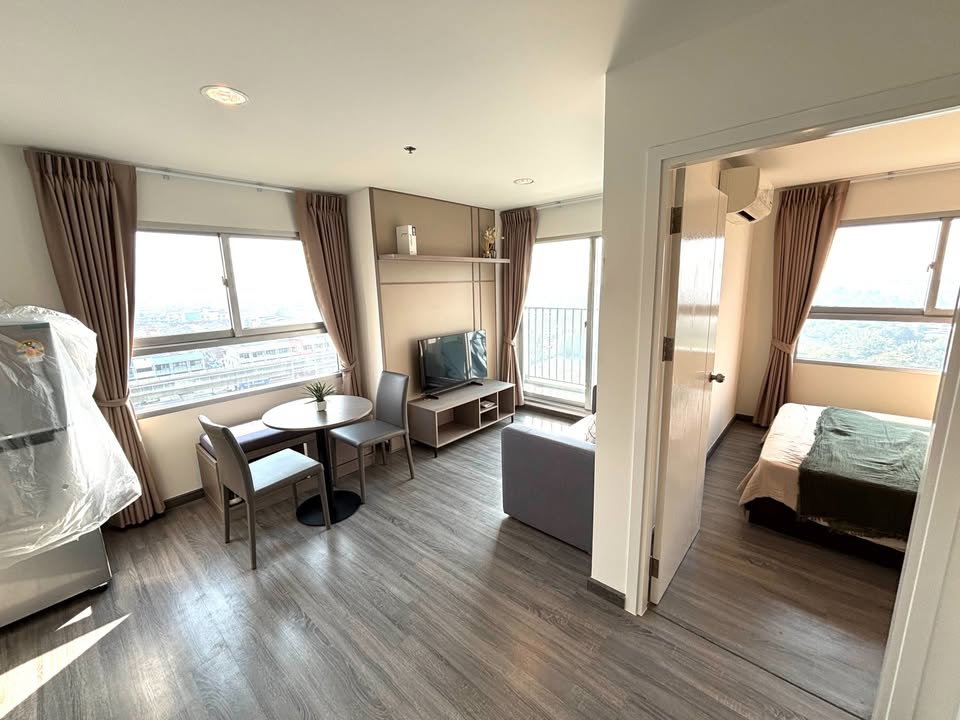 picture PFD-08139 For rent The Trust @ Erawan next to BTS. - 6/13