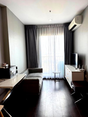 Condos for rent : For Rent : Condo C Ekkamai *Nice room* at Line : @homefinder