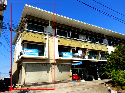 อาคารพาณิชย์ เมืองขอนแก่น ขอนแก่น : อาคารพาณิชย์ เนื้อที่ทั้งหมด 77.6 ตารางเมตร หมู่บ้านยลภา ตำบลเมืองเก่า อำเภอเมืองขอนแก่น ขอนแก่น ราคา 2,924,000 บาท