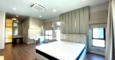 บ้านเดี่ยวให้เช่า : LB050/ให้เช่าบ้านหรู Modern Classic ในโครงการเศรษฐสิริ บางนา – สุวรรณภูมิ ใกล้โรงเรียนนานาชาติ Verso ทำเล Private Zone