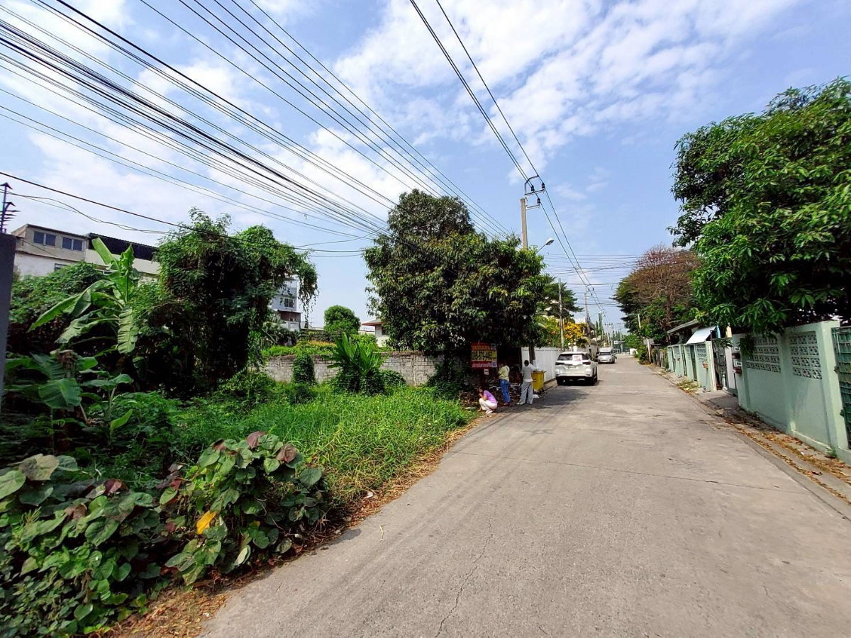 รูป ขายถูกที่ดิน 111 ตรว ติดถนนคอนกรีตสาธารณะ  ถมแล้ว ซ.ติวานนท์-ปากเกร็ด 27 อ.ปากเกร็ด จ.นนทบุรี  - รูปที่ 2/9