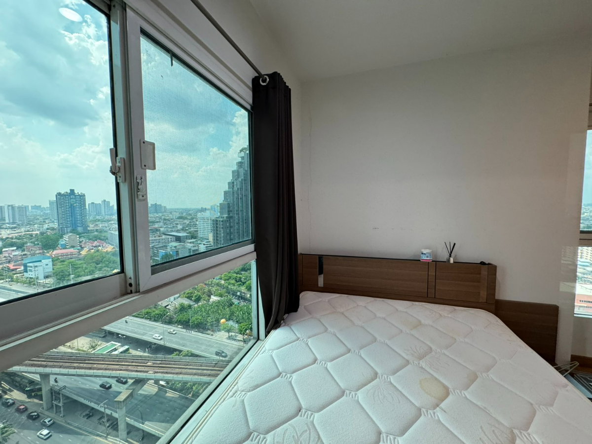 รูป ปล่อยเช่าด่วน!! ห้องมุม วิวเมือง ที่จอดรถแบบส่วนตัว BTS ตลาดพลู / พร้อมเข้าอยู่ 18 มี.ค. 69 นี้ ✨The Parkland Grand Taksin - รูปที่ 2/40