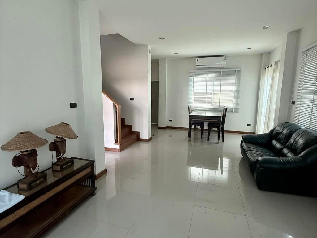 รูป ขาย บ้านในโครงการ เดอะแกรนด์ สันป่าเลียง บ้านสวย สภาพดี เหมือนใหม่ (ID:748HS) - รูปที่ 9/16
