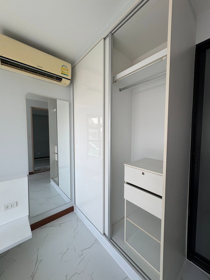 รูป MAR1608 Le Cote Thonglor 8 (เลอ โคเต้ ทองหล่อ 8) ห้องสวย เฟอร์นิเจอร์ครบ พร้อมเข้าอยู่ เดินทางสะดวก ใกล้ BTS ทองหล่อ - รูปที่ 11/17
