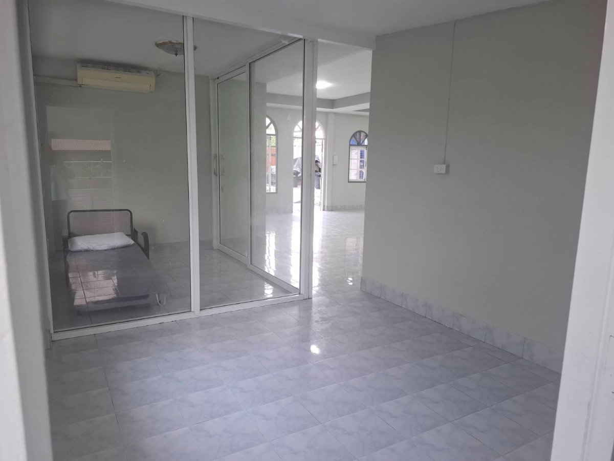 รูป ขายบ้านสวน 2 หลัง พร้อมโกดัง 1 หลัง (หลังบ้านติดน้ำ) ซอยบางแวก 120 กรุงเทพ - รูปที่ 10/22