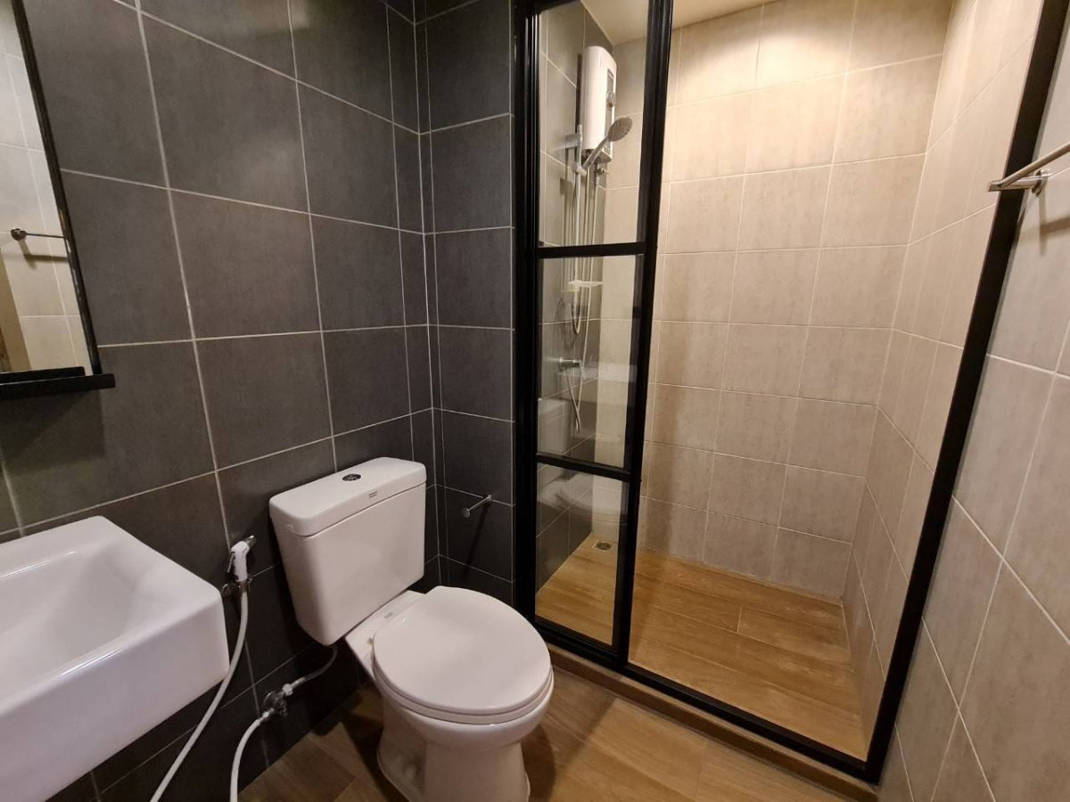 รูป ห้องจริง❤️เอเจ้นท์ ❤️นัดดูห้องแอดไลน์นะคะ❤️THE BASE GARDEN RAMA9 - รูปที่ 3/12