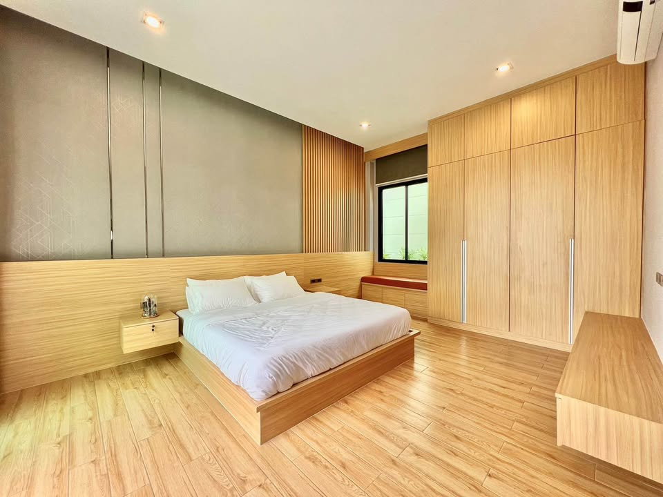 รูป 3BR Pool Villa for Sale in East Pattaya, Peaceful Location - รูปที่ 10/18