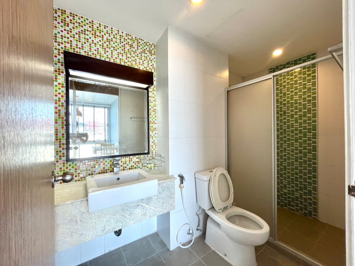 รูป ให้เช่าคอนโดซิทรีน สาทร ใกล้ BTS วงเวียนใหญ่ พร้อมเฟอร์ Line: bmmiu - รูปที่ 12/24