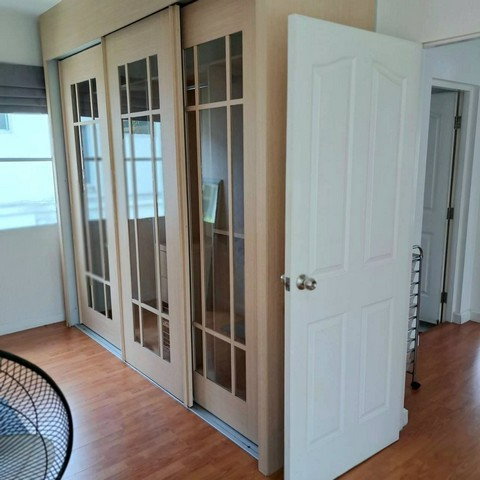 รูป HR3315ให้เช่าบ้านเดี่ยว หมู่บ้านมัณฑนา อ่อนนุช-วงแหวน 1 (ถ.สุขาภิบาล 2) บ้านสวยพร้อมอยู่ เฟอร์นิเจอร์ Build-in ทั้งหลัง ทำเลเงียบสงบ เป็นส่วนตัวสูง - รูปที่ 6/29