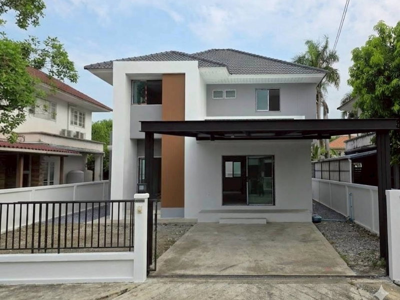 ขายบ้านเดี่ยว : ขายบ้านเดี่ยวรีโนเวทใหม่ เพอร์เฟค เพลส รามคำแหง 164 เนื้อที่ 69 ตร.ว. 4 ห้องนอน ใกล้โรงเรียนเตรียมอุดมศึกษาน้อมเกล้า