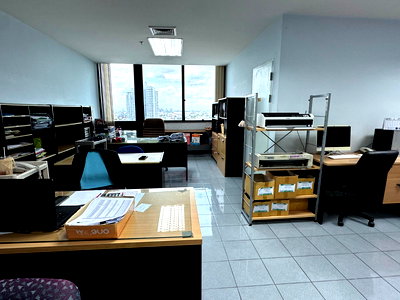 สำนักงาน วิทยาลัยเซาธ์อีสท์บางกอก : ด่วน ขายออฟฟิศ ที่ เซ็นทรัลบางนา
