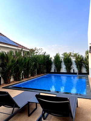 บ้านเดี่ยว ถนนพรประภานิมิต : 5 Bedroom Luxury Pool Villa Mabprachan Lake Pattaya