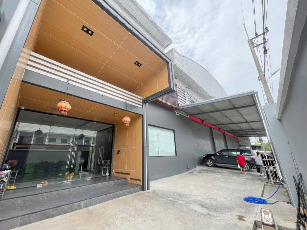 รูป ขายที่ดินพร้อมโกดัง + บ้านหรู บนที่ดิน 3 ไร่ ถนนเศรษฐกิจ นาดี เมือง สมุทรสาคร - รูปที่ 3/10