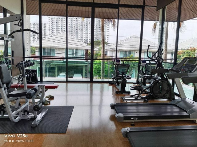 รูป HR3318ให้เช่าบ้านเดี่ยวหรู โครงการนารา โบทานิค ศรีนครินทร์ ใกล้รถไฟฟ้าสายสีเหลืองเพียง 200 เมตร Build-in ทั้งหลัง พร้อมเข้าอยู่ - รูปที่ 33/42