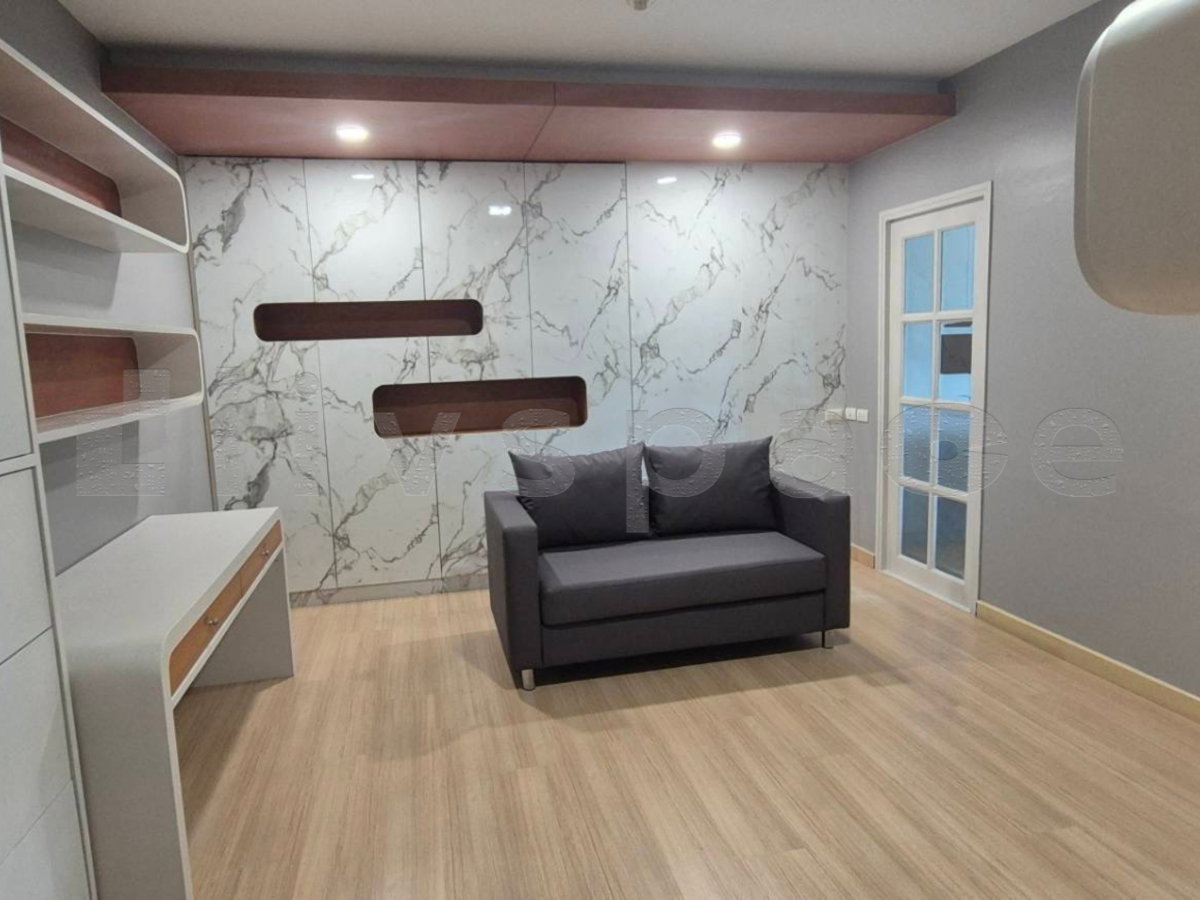 รูป ▚ LH151ツ ให้เช่า: Life@Sathorn 10 1BR 48ตรม. 23K🏙️✨ แต่งบิ้วอินโทนละมุน ทาสีใหม่ มีอ่างอาบน้ำ พร้อมอยู่! - รูปที่ 4/8