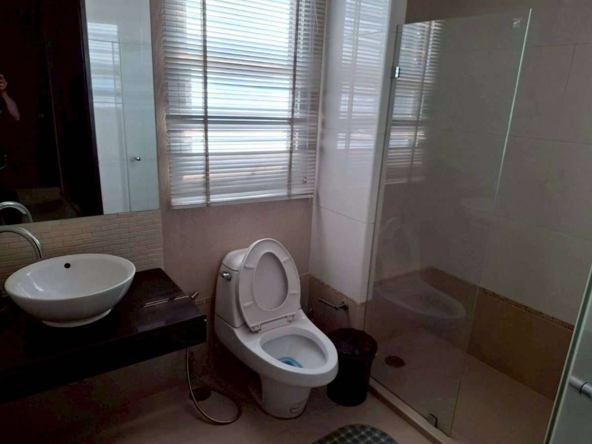 รูป MAR1605 The Light Ladprao ห้องใหญ่มาก แบบ 2 ห้องนอน 1 ห้องรับแขก 1 ห้องครัว เฟอร์นิเจอร์ครบ น่าอยู่ ใกล้ MRT และ ยูเนี่ยนมอล - รูปที่ 5/14