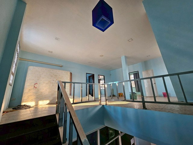 รูป HR3312ให้เช่าโกดังสภาพใหม่ โครงสร้าง H-Beam พร้อมออฟฟิศครบวงจร ทำเลบ้านบึง-ชลบุรี รองรับการติดตั้งเครน 5 ตัน พื้นรับน้ำหนักสูง เข้า-ออกสะดวก - รูปที่ 4/14