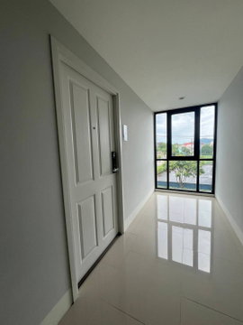 Condo for sale, D Condo Hat Yai, corner unit, 33.66 sq.m., Building A, 3rd floor. Fully furnished and equipped with appliances, ready to move in.