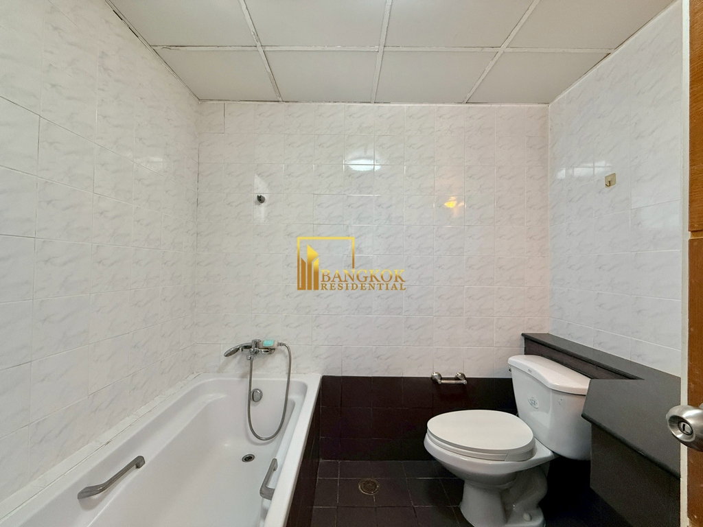 รูป Tai Ping Tower | Furnished 2 Bedroom Property in Ekkamai - BR61117CD - รูปที่ 14/28
