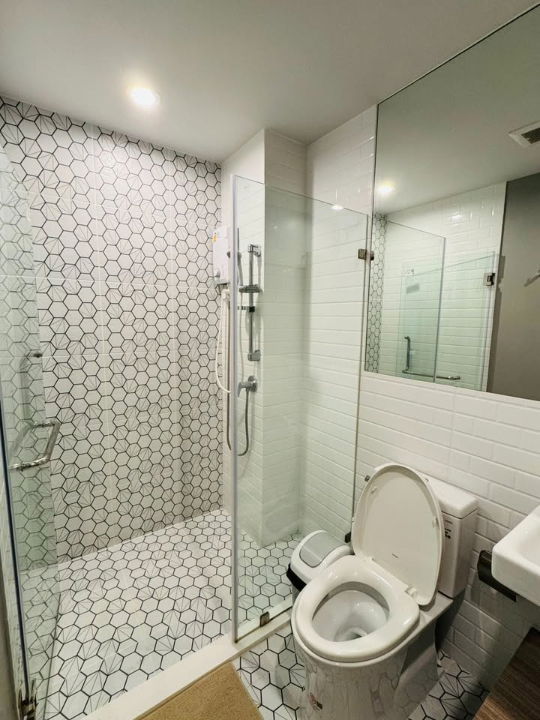 รูป สวยสุดในโครงการ ‼️ ให้เช่า 🔥 ALTITUDE ยูนิคอร์น สาทร-ท่าพระ ห้องสวย ทำเลดี เฟอร์ครบ+มีเครื่องซักผ้า📍 พร้อมให้เข้าอยู่ ( ตอบแชทและรับสายไวมาก ) - รูปที่ 5/8