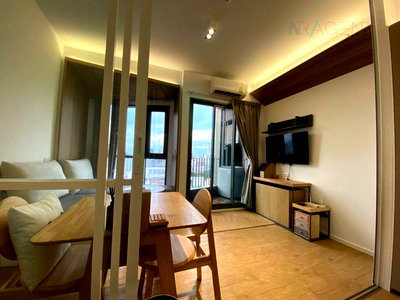 Condos for rent : For Rent Condo TRIPLE Y RESIDENCE Building 1, Floor 16,1 bed room, Room size 34.00 sqm