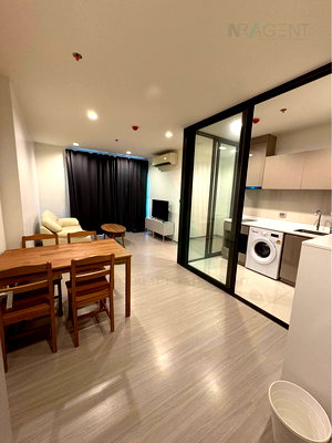 Condos for rent : For Rent Condo LIFE SUKHUMVIT 62 Building 1, Floor 21,2 bed room, Room size 68 sqm