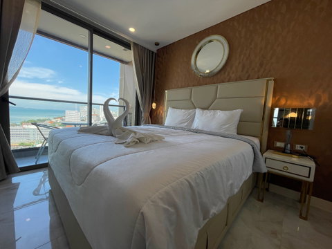 For rent Copacabana Nice SeaView Internet WiFi