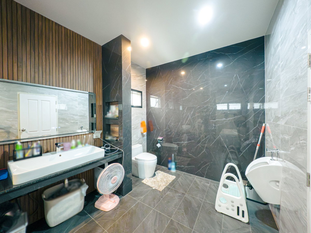 รูป ขายบ้านใหม่ไซส์ใหญ่ ฟีลคฤหาสน์ เพชรเกษม 81 - รูปที่ 19/24