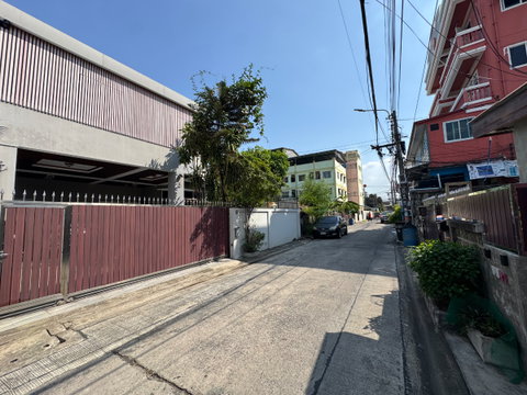 Rent บ้านเดี่ยว ตรงข้าม Mega Bangna 60 ตร.วา 4นอน 4น้ำ 55,000 บาท
