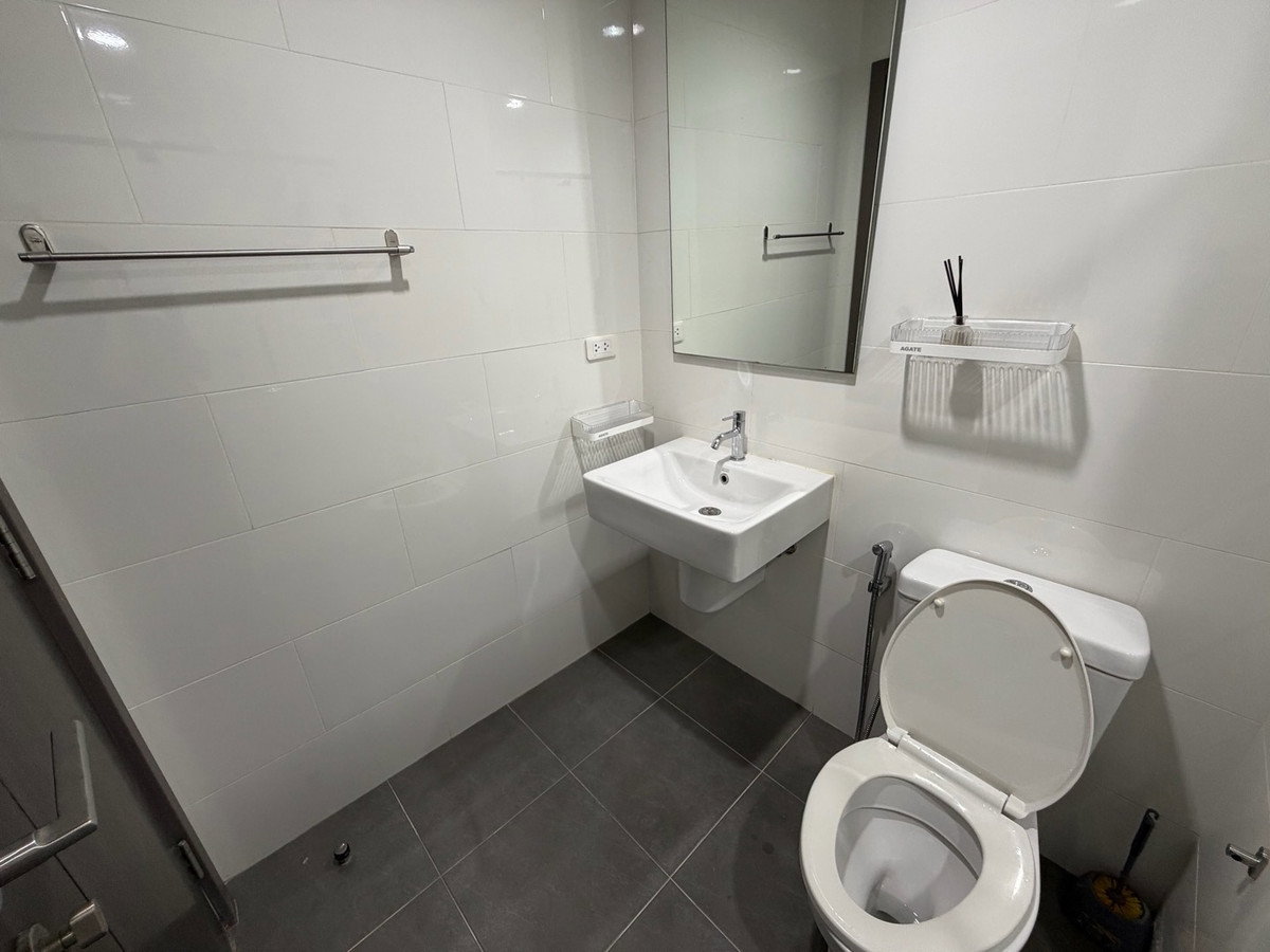picture Code: 26KJ1342 for rent The Base Park West Sukhumvit 77 🔥🔥 Line ID: @kjcondo (with @)🔥🔥 - 13/14