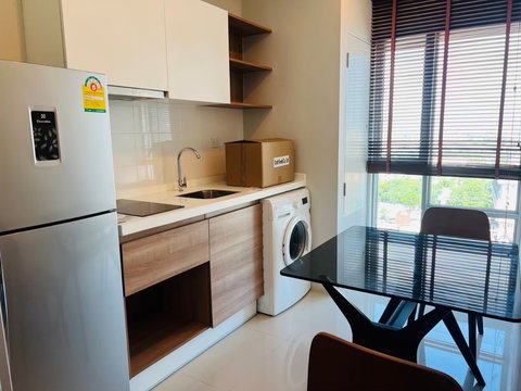 9,500 บาท ห้องชุดใหม่สดๆ ชั้นสูง ของครบพร้อมนอน