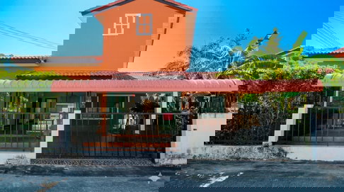 For sale: Corner single-detached house on a 54 sq.wah plot at Pazento Village, Ban Chang–Had Namrin, near Map Ta Phut Industrial Estate, Rayong.