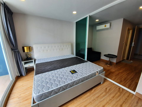 เช่า 9,000 บาท/เดือน 1/1 นอน เลอครีก สุขุมวิท 64/2 BTS ปุณณวิถี