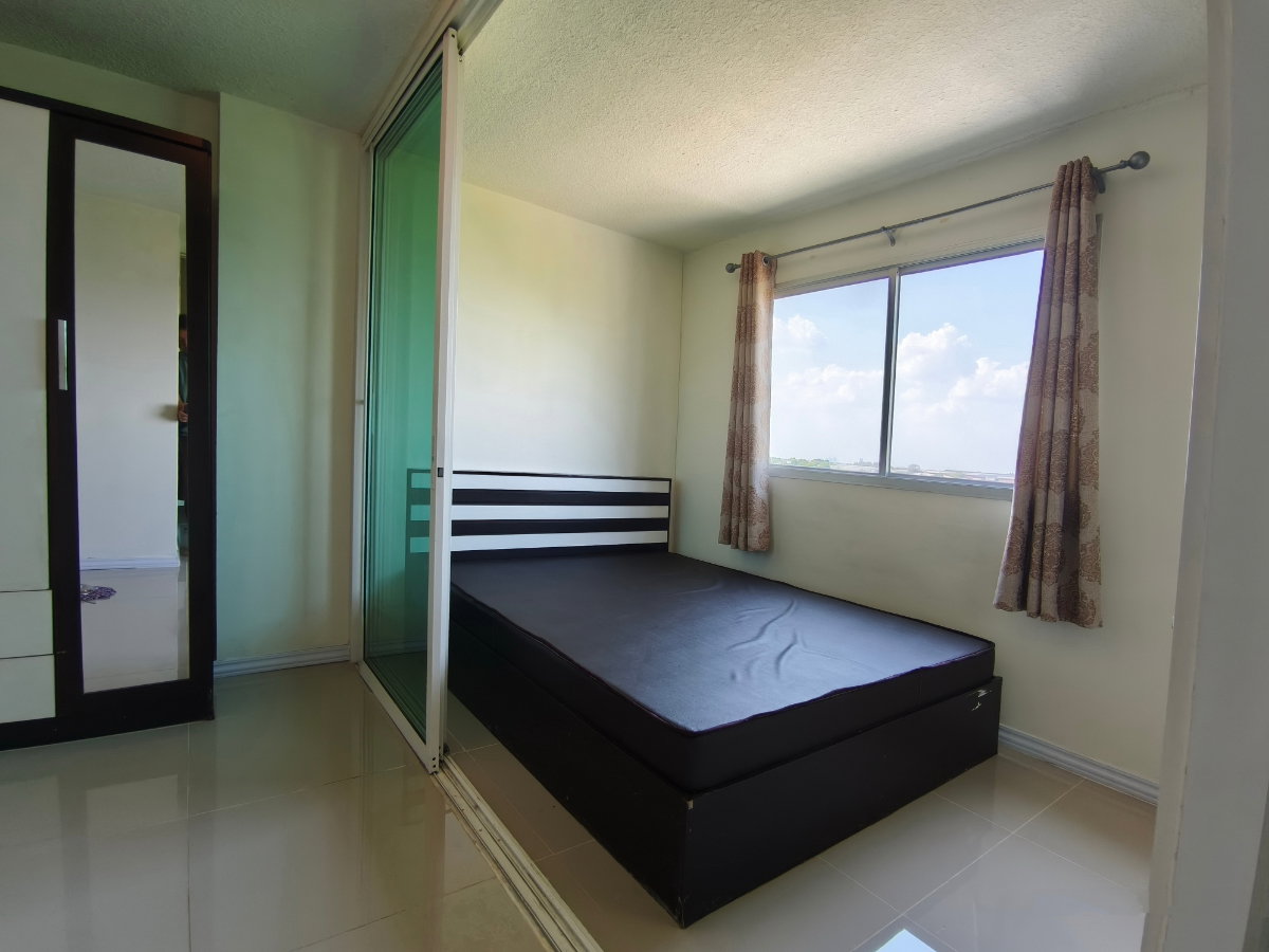 รูป ให้เช่าคอนโดลุมพินี ร่มเกล้า-สุวรรณภูมิ 6,000 บาท/เดือน - รูปที่ 2/16