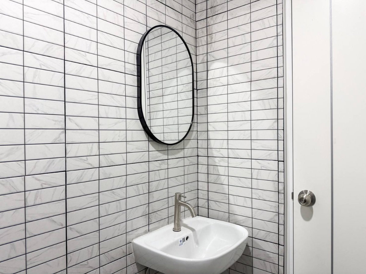 รูป  🏡 ขายบ้านมุม หมู่บ้านธารทอง 5 รีโนเวทใหม่ พร้อมอยู่ ทำเลเมืองทอง บรรยากาศดี น่าอยู่มาก✨ - รูปที่ 28/30