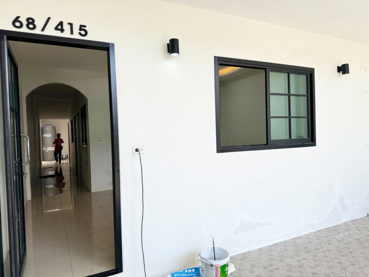 รูป 🏡 ขายบ้านเคหะสิเหร่ ซอย 11 รีโนเวทใหม่ ✨ ใกล้เสร็จ พร้อมอยู่เร็ว ๆ นี้ 🔥 - รูปที่ 2/12