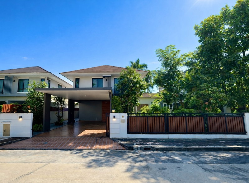 ขายบ้านเดี่ยว : ขายบ้าน บรรยากาศดี เป็นส่วนตัว เดินทางเข้าเมืองสะดวก