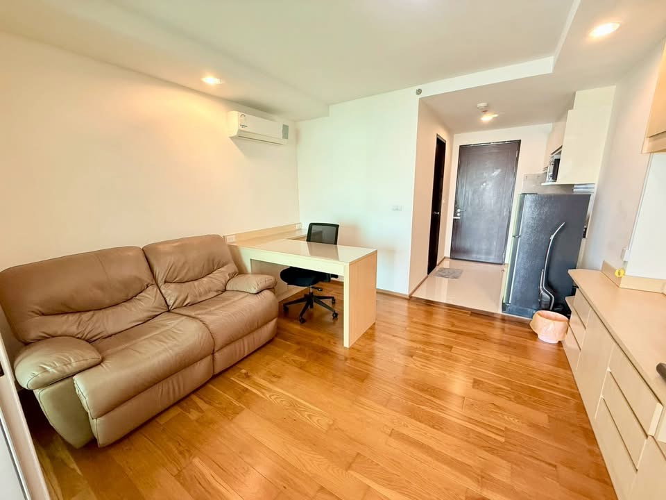 picture ☀️☀️the line phahonyothin park☀️☀️ - 4/13