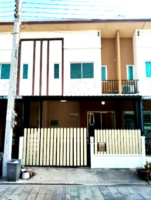 ทาวน์โฮม วิทยาลัยเทคโนโลยีธนบุรี : ทาวน์โฮม 2ชั้น 16.8 ตรว. พลีโน่ เพชรเกษม 81 หนองแขม