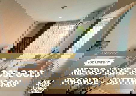 รูปภาพ For Rent ✨ Metro Luxe Rose Gold Phahol - Sutthisan ✨ Near MRT Sutthisan. Fully furnished with appliances.