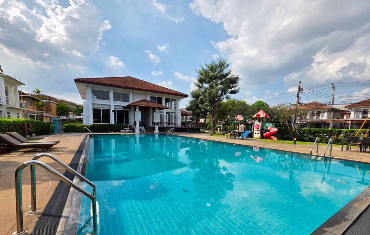 รูป 🏡 ให้เช่าบ้านเดี่ยว 2 ชั้น Bangkok Villa Pradit Manutham 3 3 ห้องนอน 3 ห้องน้ำ บ้านพร้อมอยู่ เฟอร์นิเจอร์ครบ บรรยากาศเงียบสงบ - รูปที่ 7/7