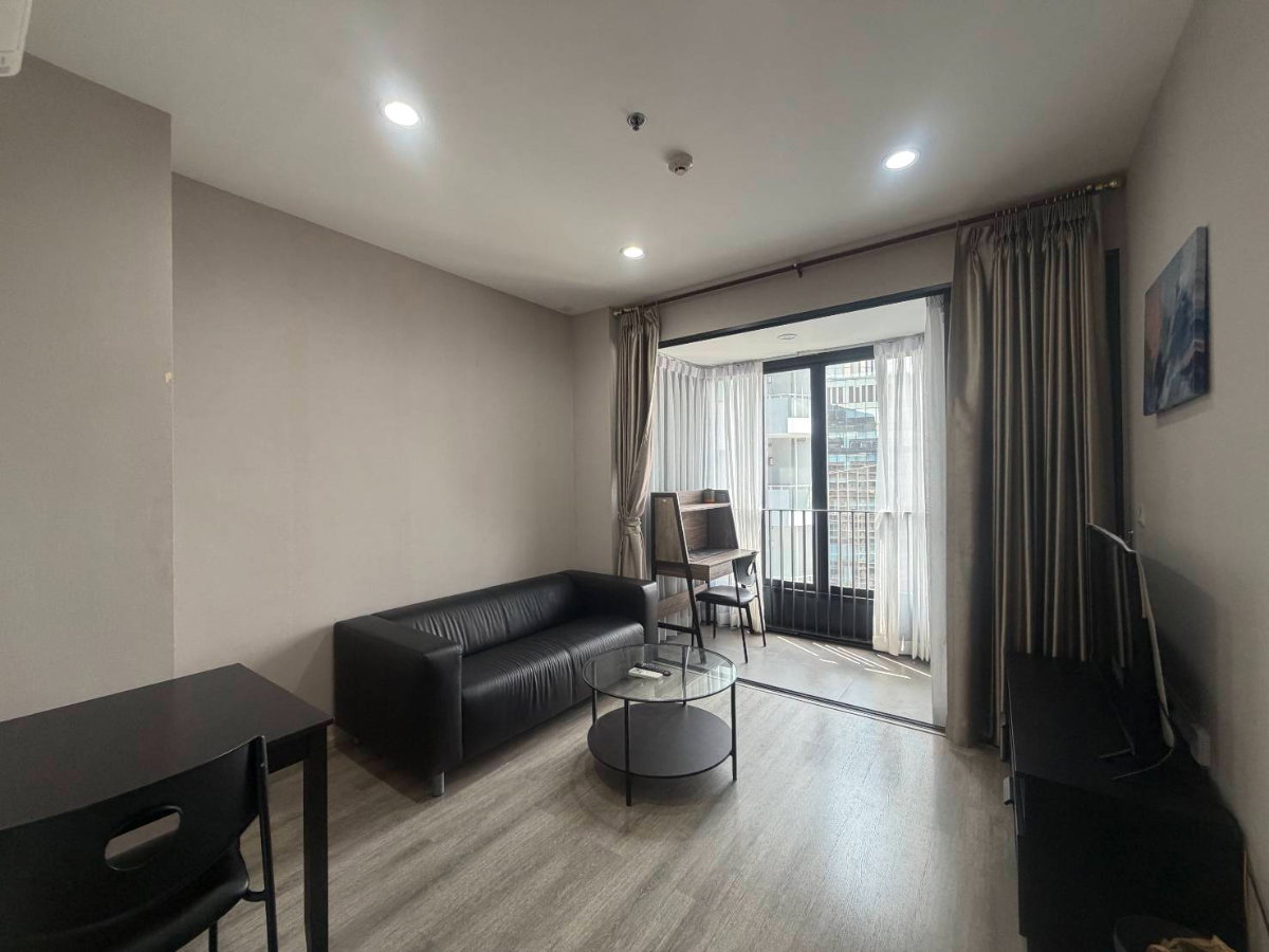 รูป ให้เช่าคอนโด Ideo Mobi Asoke คอนโดแต่งครบพร้อมเข้าอยู่ใกล้MRTเพชรบุรี 300เมตรและAirport Link มักกะสัน!! - รูปที่ 1/8